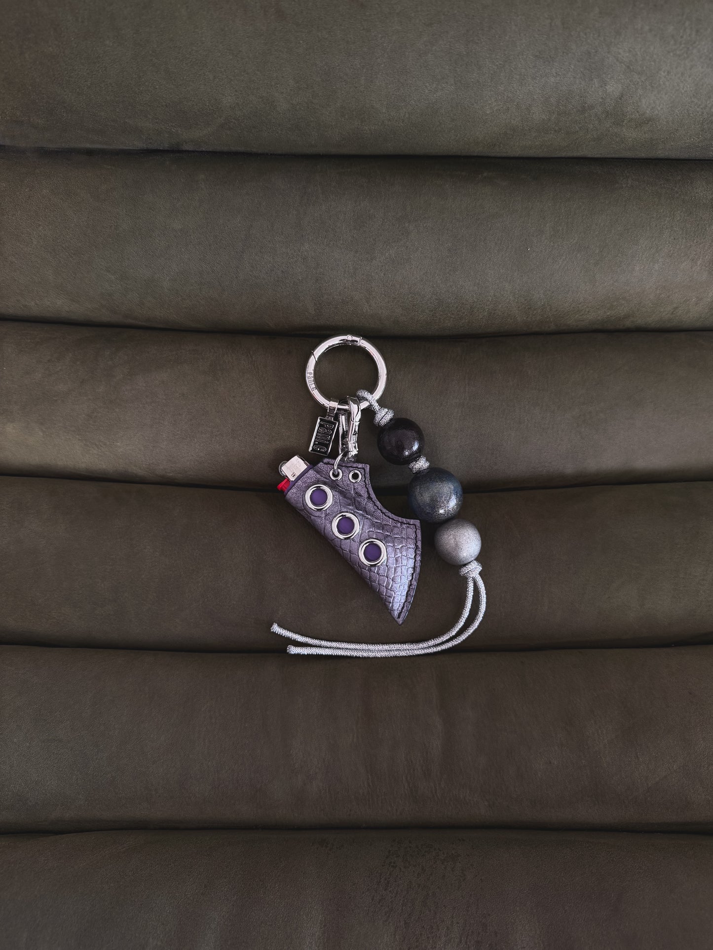 Essential Lighter holder with stone - Metal Black