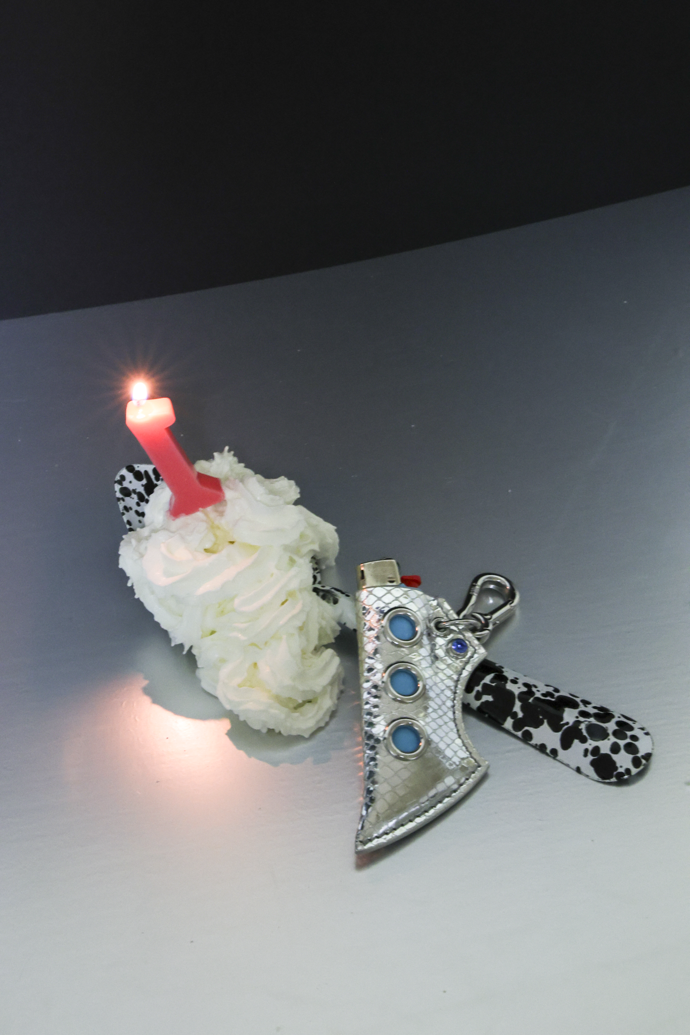 Essential Lighter holder with stone - Silver