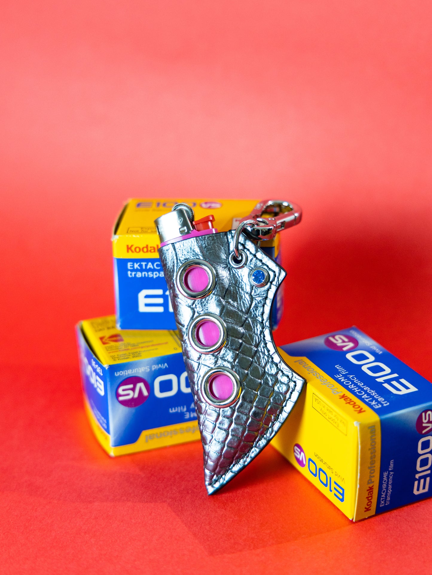Essential Lighter holder with stone - Metal Black