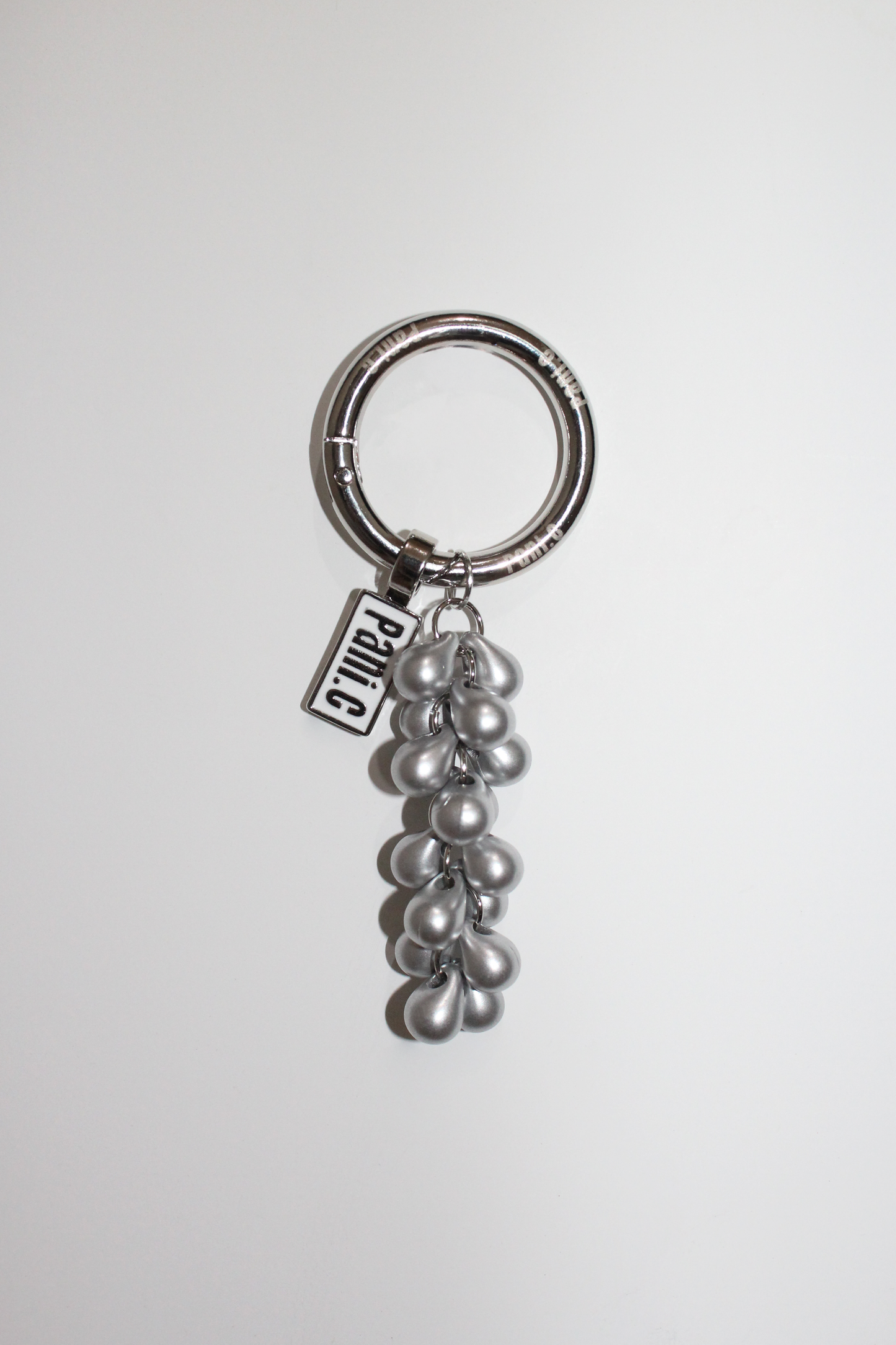 Steel grape keyring