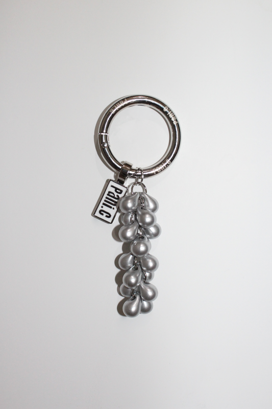 Steel grape keyring