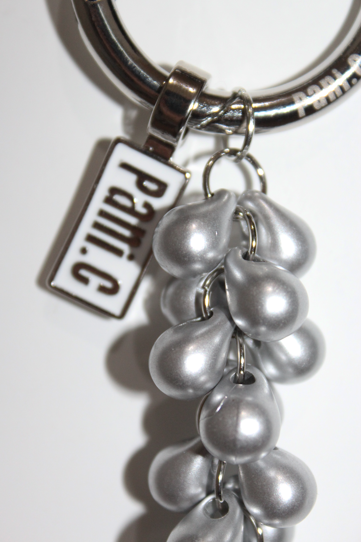 Steel grape keyring